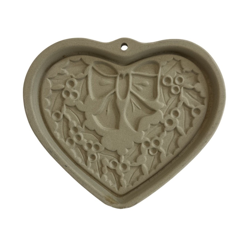 Pampered Chef Stoneware Winter Wreath Heart Cookie Cutter 2003 Limited Edition